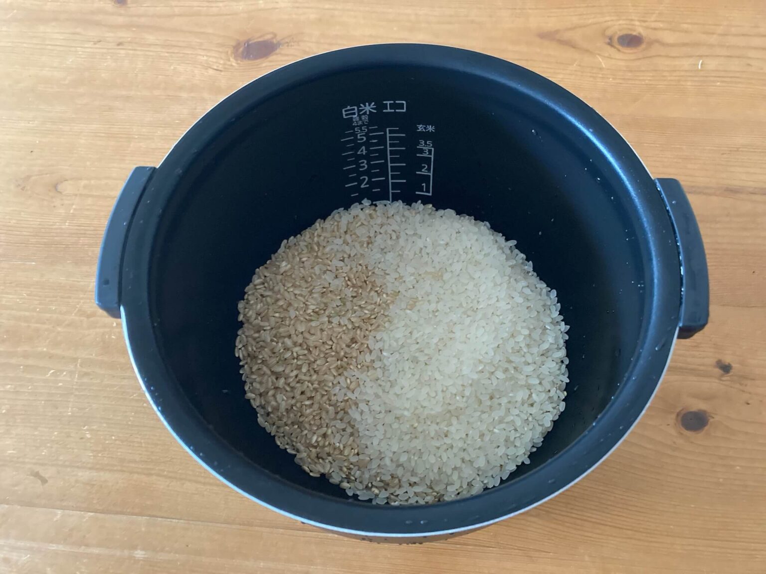 いつもの炊飯器で！【玄米と白米を混ぜる炊き方】をわかりやすく紹介！ | あまとりおブログ